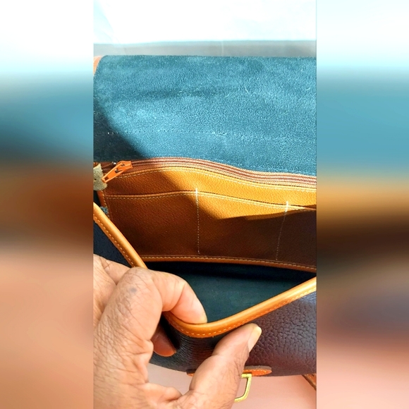 VINTAGE Dooney & Bourke Bag - Picture 5 of 11